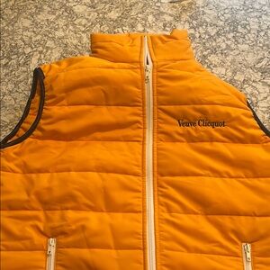 Veuve Clicquot Puffer Vest Size S/M Brand New